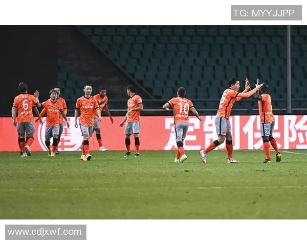 赛后分析:深圳足球队与重庆足球队在比赛中的战术灵活性对比探讨